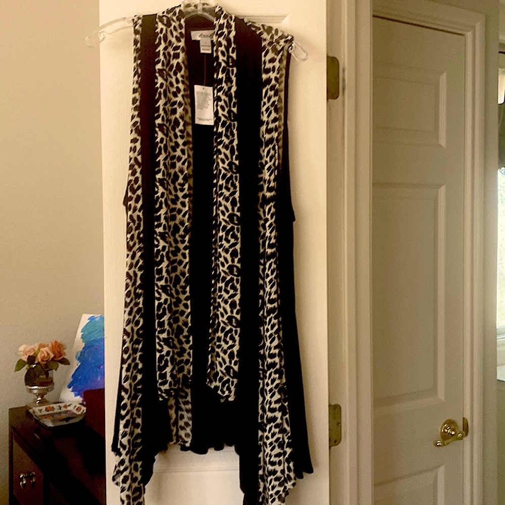 Anis A long open tunic vest NWT